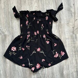 Tobi Black Floral Print Smocked Romper Tie Strap Lightweight Summer Style Size _
